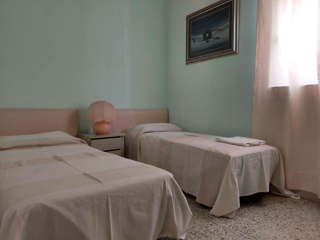 House Costa Panzió Messina Kültér fotó